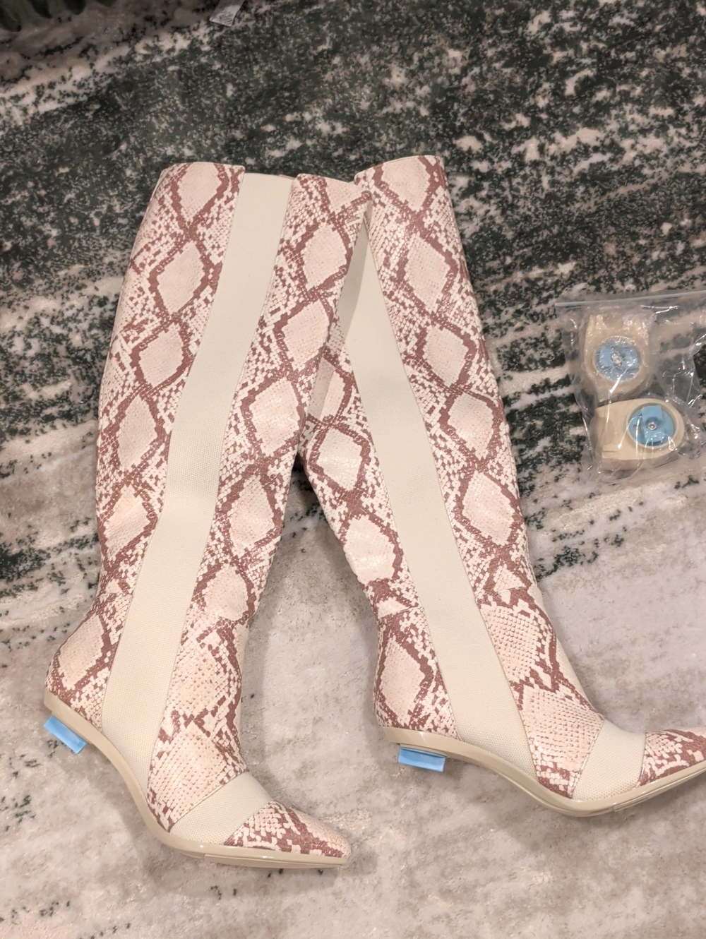 pashion footwear the knee high boot ivory snakeskin high boot size 7.5 brand new
